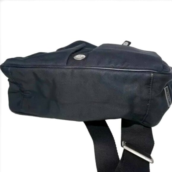 COACH KIJ-7435 Rare 1980's Black Twill and Leather Crossbody Bag - Picture 5 of 9